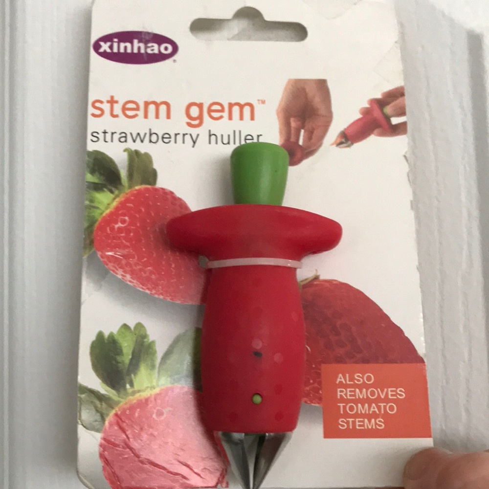 3 Strawberry Hullers for price of 1